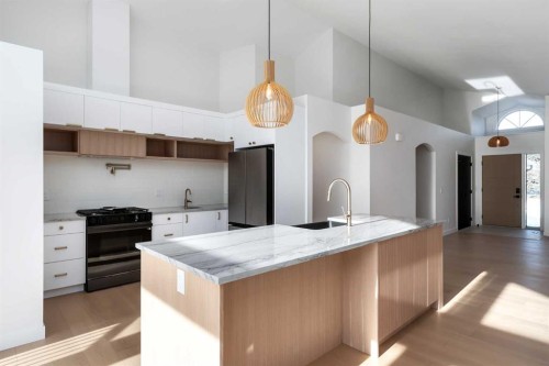 58 Edgevalley Close Nw, Calgary, AB - Indoor Photo Showing Kitchen