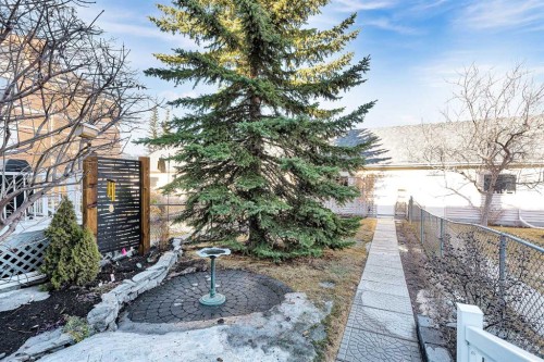 60 Inverness Square Se, Calgary, AB - Outdoor