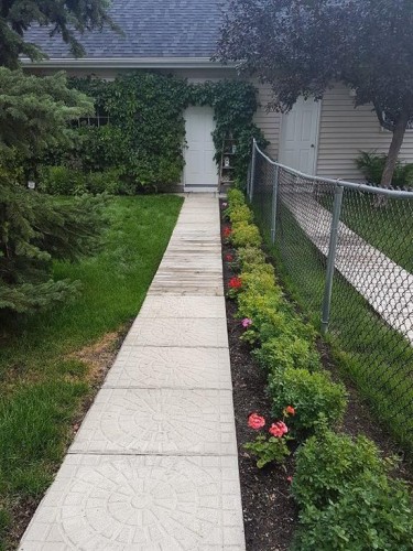 60 Inverness Square Se, Calgary, AB - Outdoor