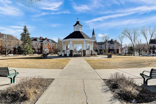 60 Inverness Square Se, Calgary, AB - Outdoor