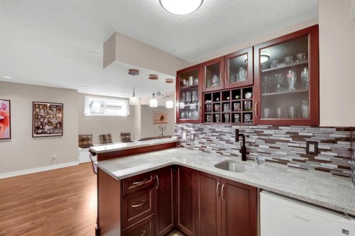 88 Silverado Saddle Avenue Sw, Calgary, AB - Indoor Photo Showing Kitchen