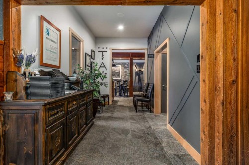 75 White Avenue, Bragg Creek, AB 