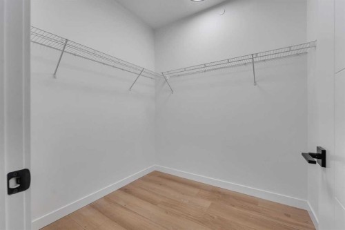 194 Muirfield Boulevard, Lyalta, AB - Indoor With Storage