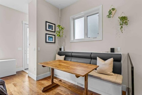 4128 7 Avenue Sw, Calgary, AB - Indoor