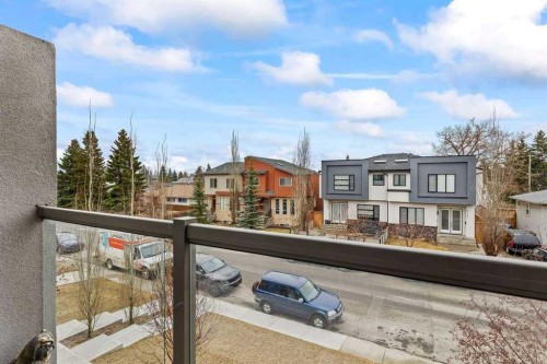4128 7 Avenue Sw, Calgary, AB - Outdoor