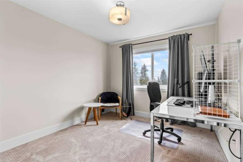 4128 7 Avenue Sw, Calgary, AB - Indoor Photo Showing Office