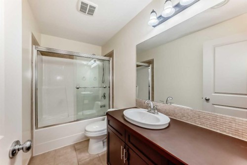 160 Sienna Passage, Chestermere, AB - Indoor Photo Showing Bathroom