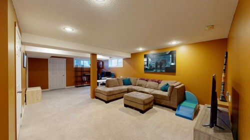 95 Covepark Place Ne, Calgary, AB - Indoor