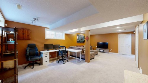 95 Covepark Place Ne, Calgary, AB - Indoor