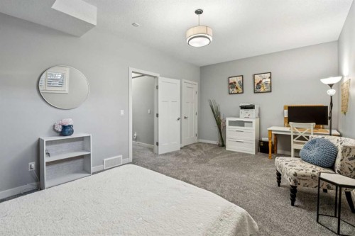 127 34 Street Nw, Calgary, AB - Indoor