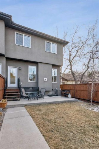127 34 Street Nw, Calgary, AB - Outdoor