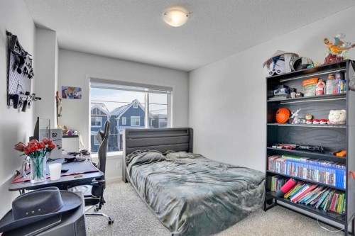 137 Seton Villas Se, Calgary, AB - Indoor Photo Showing Bedroom