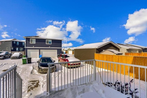 137 Seton Villas Se, Calgary, AB - Outdoor