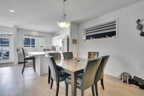 137 Seton Villas Se, Calgary, AB - Indoor Photo Showing Dining Room