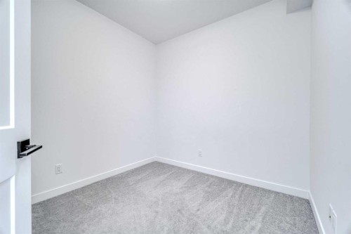 213-40 Sage Hill Walk Nw, Calgary, AB - Indoor Photo Showing Other Room