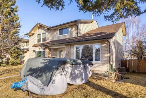 16 Midridge Gardens Se, Calgary, AB - Outdoor