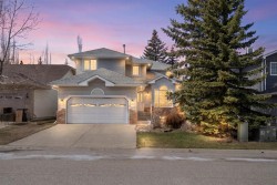 156 Macewan Park Green NW Calgary, AB T3K 4E6