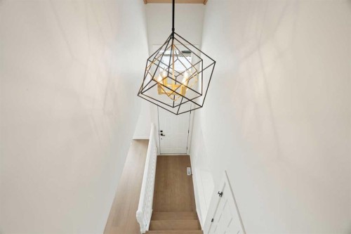 24 Hawkwood Crescent Nw, Calgary, AB - Indoor Photo Showing Other Room