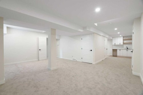 24 Hawkwood Crescent Nw, Calgary, AB - Indoor