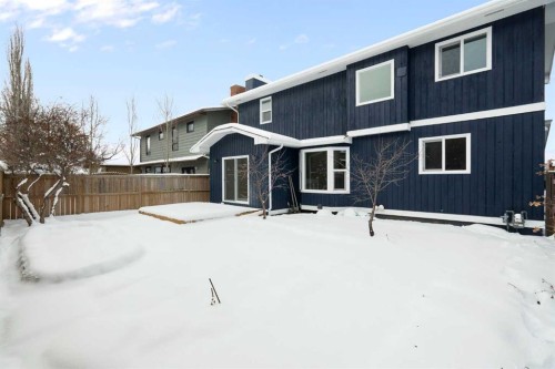 24 Hawkwood Crescent Nw, Calgary, AB - Outdoor