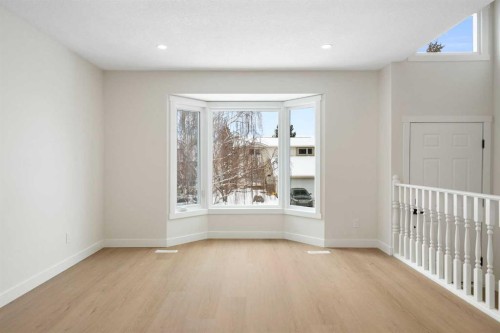 24 Hawkwood Crescent Nw, Calgary, AB - Indoor Photo Showing Other Room