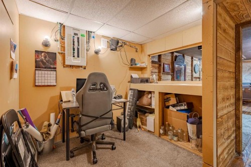 3124 14 Street Nw, Calgary, AB - Indoor Photo Showing Office