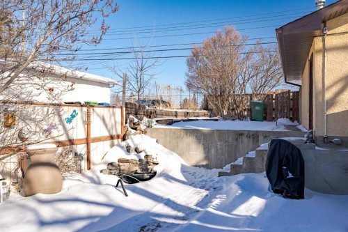 3124 14 Street Nw, Calgary, AB - Outdoor