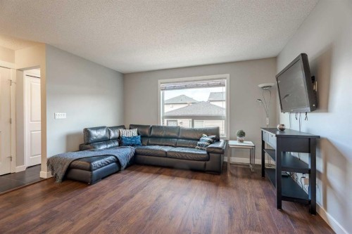 110 Skyview Ranch Manor Ne, Calgary, AB - Indoor Photo Showing Living Room