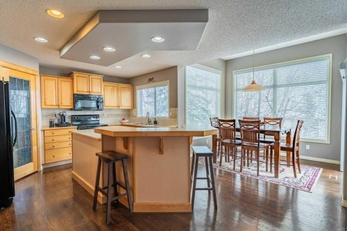 62 Springbluff Boulevard Sw, Calgary, AB - Indoor