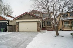 62 Springbluff Boulevard SW Calgary, AB T3H 4V3
