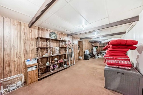 2205 80 Avenue Se, Calgary, AB - Indoor