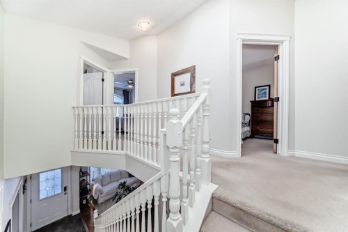 1436 41 Street Sw, Calgary, AB - Indoor Photo Showing Other Room