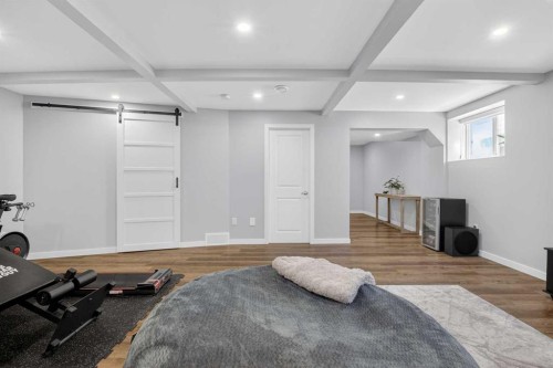 220 Evansborough Way Nw, Calgary, AB - Indoor