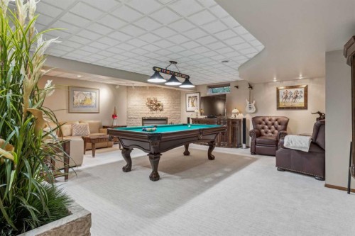 9948 Patton Road Sw, Calgary, AB - Indoor Photo Showing Other Room