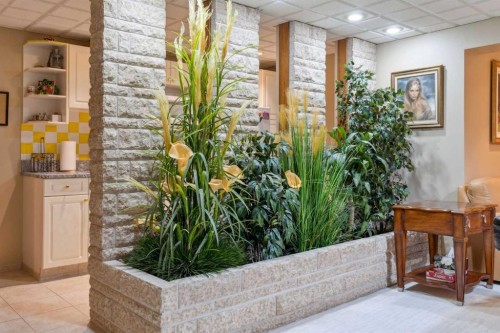 9948 Patton Road Sw, Calgary, AB - Indoor Photo Showing Other Room