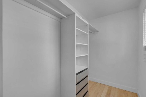 113 Langton Drive Sw, Calgary, AB - Indoor With Storage
