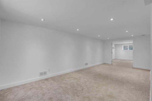 113 Langton Drive Sw, Calgary, AB - Indoor Photo Showing Other Room