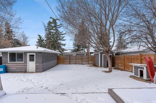 113 Langton Drive Sw, Calgary, AB - Outdoor