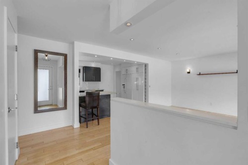 113 Langton Drive Sw, Calgary, AB - Indoor Photo Showing Other Room