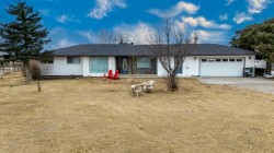 233239 Glenmore View Road  Rural Rocky View County, AB T1X 0H3