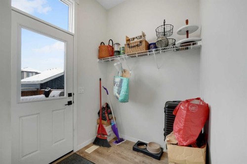 175 Magnolia Way Se, Calgary, AB - Indoor