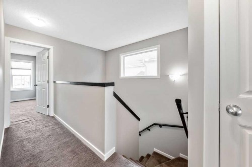 37 Marquis Common Se, Calgary, AB - Indoor Photo Showing Other Room