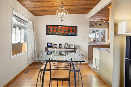 3511 Lakeside Crescent Sw, Calgary, AB - Indoor Photo Showing Dining Room