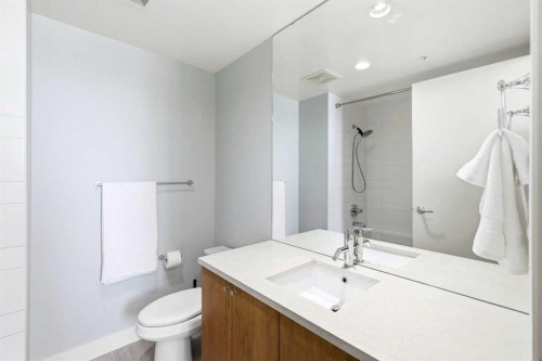 1902-1118 12 Avenue Sw, Calgary, AB - Indoor Photo Showing Bathroom