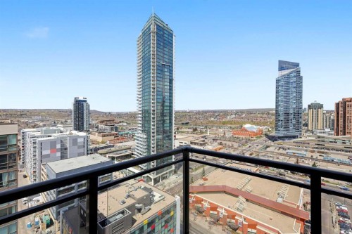 1902-1118 12 Avenue Sw, Calgary, AB - Outdoor With Balcony