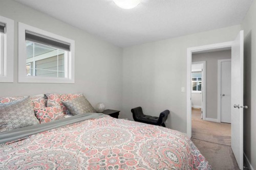 82 Cranbrook Crescent Se, Calgary, AB - Indoor Photo Showing Bedroom