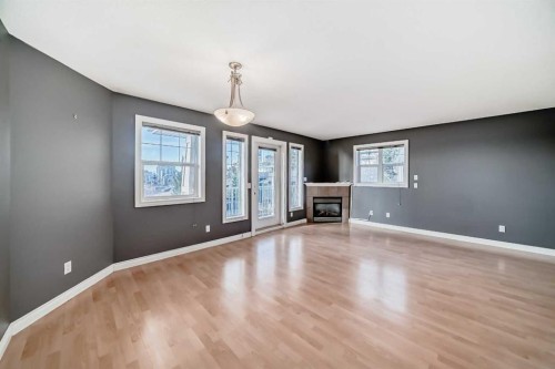 503-417 3 Avenue Ne, Calgary, AB - Indoor With Fireplace