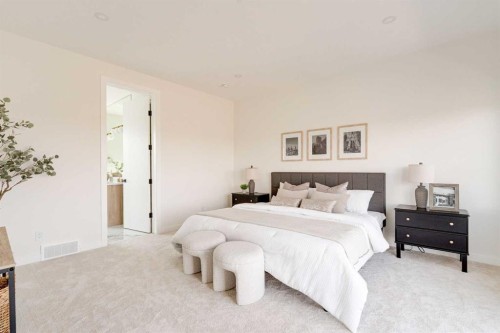 39B Moncton Road Ne, Calgary, AB - Indoor Photo Showing Bedroom