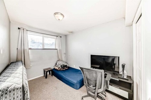 7160 Temple Drive Ne, Calgary, AB - Indoor