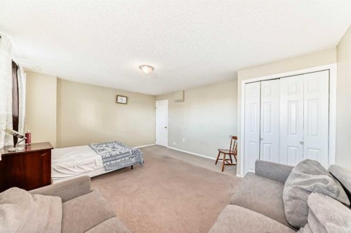 7160 Temple Drive Ne, Calgary, AB - Indoor